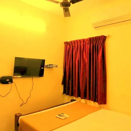 Le Prince Villa Stay With Car Parking- Triple 9 Triple 4 16 Double Zero Pondicherry Exterior photo
