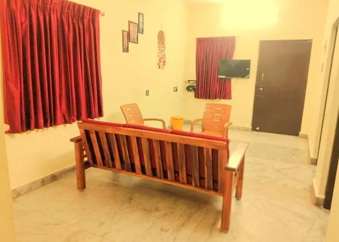 Le Prince Villa Stay With Car Parking- Triple 9 Triple 4 16 Double Zero