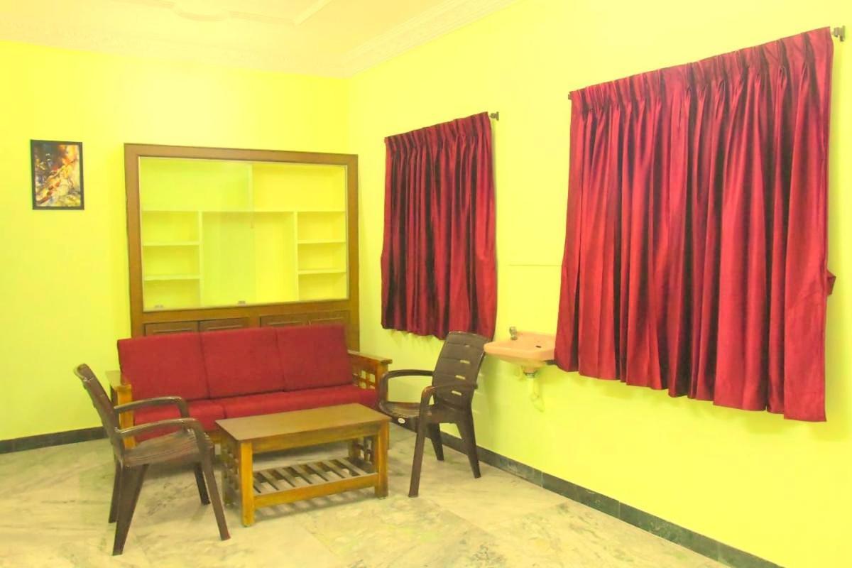 Le With Car Parking- Triple 9 Triple 4 16 Double Zero Apartment Pondicherry