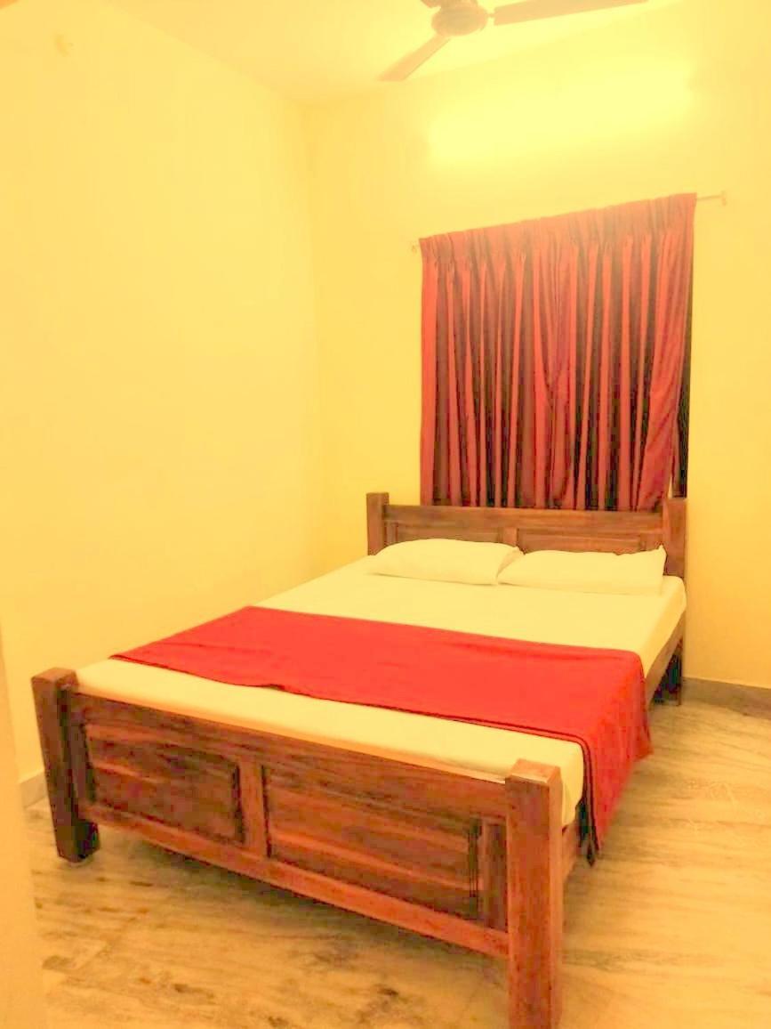 Le With Car Parking- Triple 9 Triple 4 16 Double Zero Apartment *